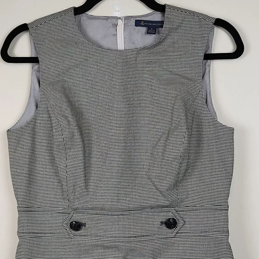 Brooks Brothers Classic Black & White Houndstooth Sleeveless Sheath Dress - Picture 3 of 10